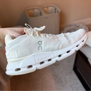 On Running White Sneakers 7.5